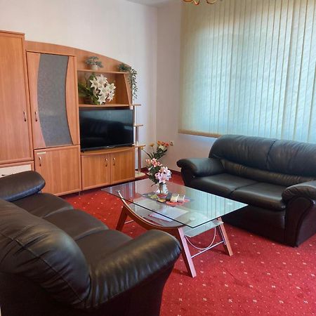 Hotel Tedi Asenovgrad Exterior foto
